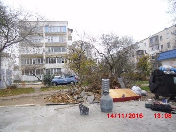 ул. Юмашева 10